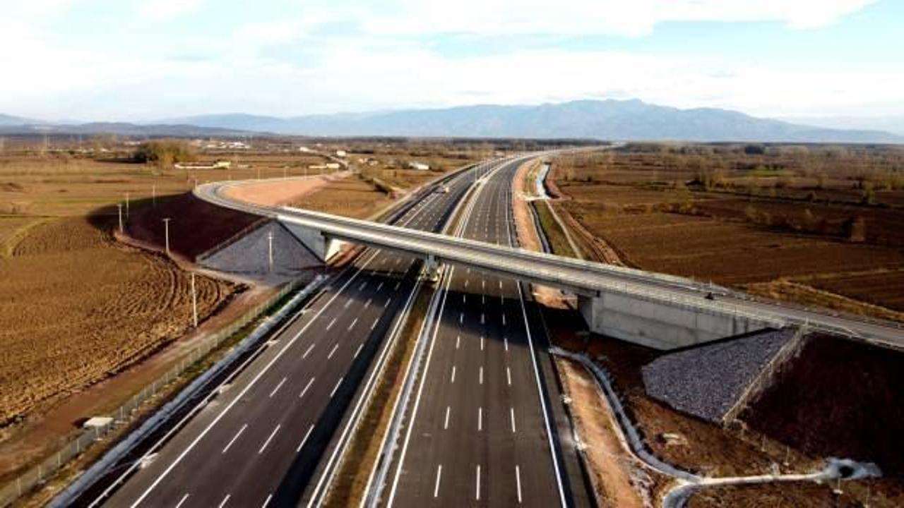 Bakan Uraloğlu açıkladı! İstanbul-Ankara arasına yeni otoyol müjdesi: 80 dakikaya düşecek