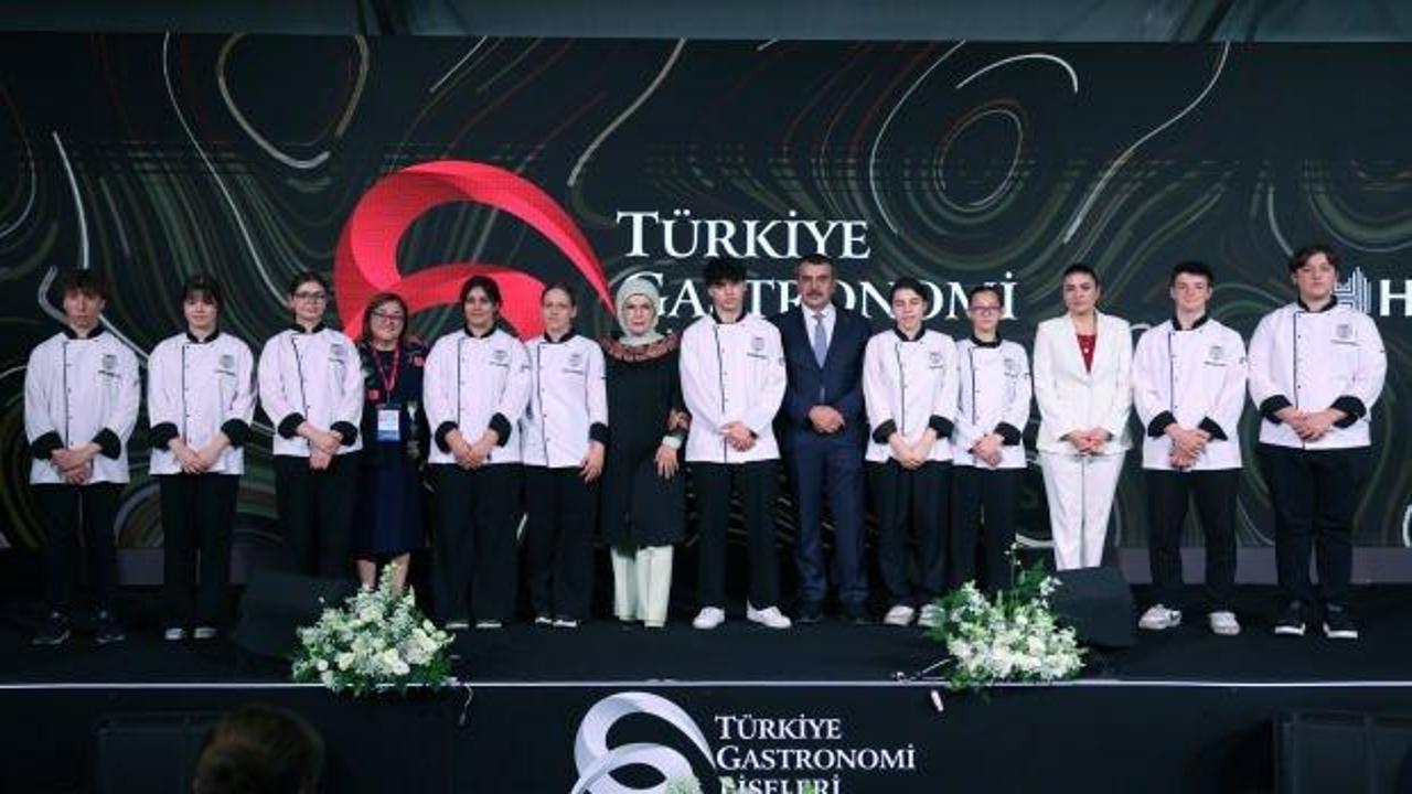 Emine Erdoğan'dan T&uuml;rkiye Gastronomi Liseleri Projesi paylaşımı: &Ccedil;ok kıymetli bir adım