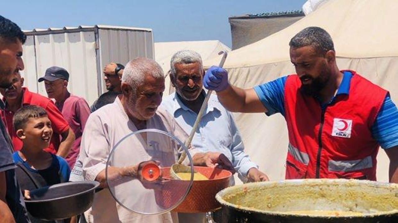 Kızılay'ın aşevi, çok zor şartlar altında olan Gazze’de aktif durumda