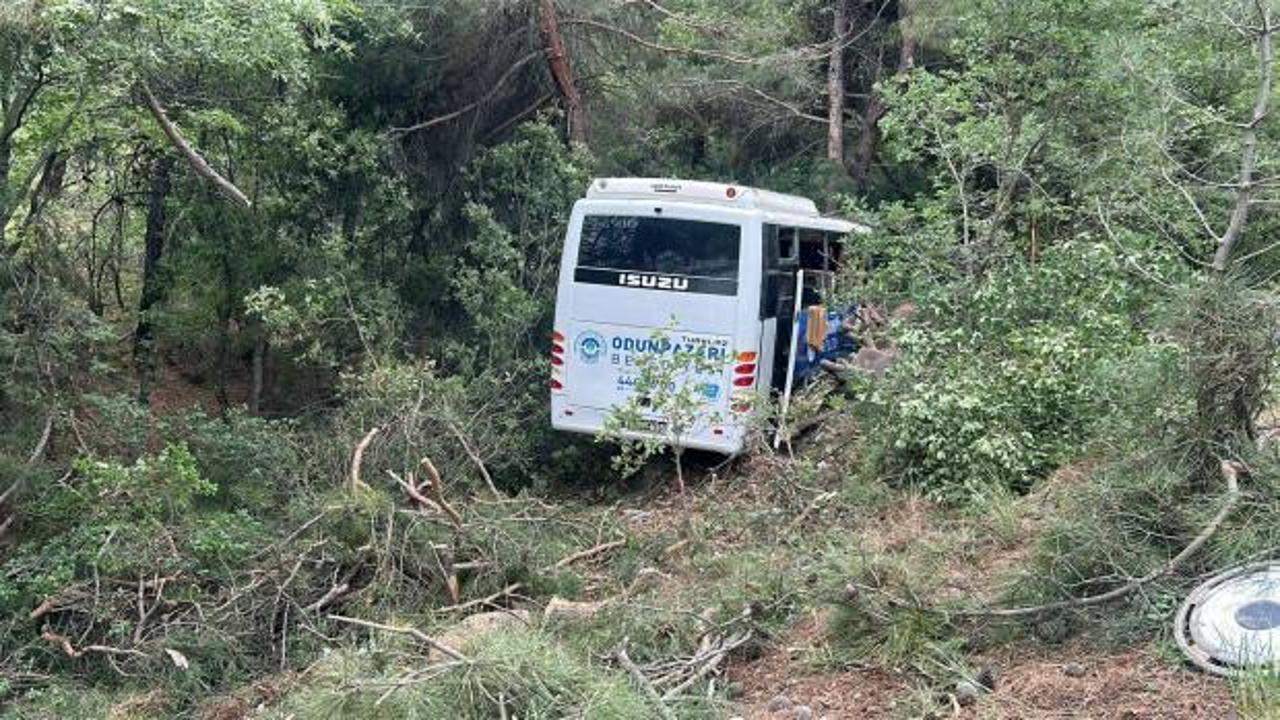 Midibüs şarampole uçtu: Çok sayıda yaralı var!