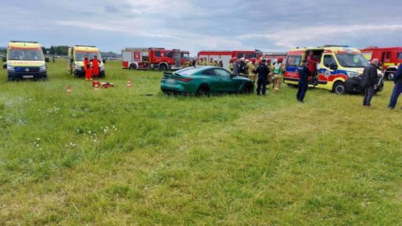 Polonya’da korkunç kaza... Yarış arabası seyircilerin arasına daldı!