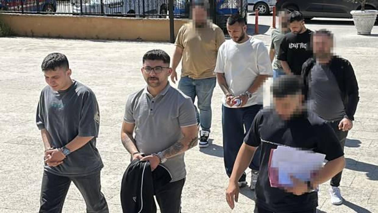 Yurt dışına kaçmaya çalışan 3 FETÖ'cü ile 4 organizatör tutuklandı