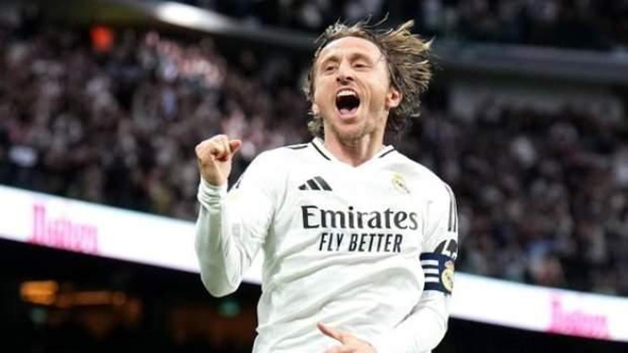 39'luk Modric için sürpriz atak! Dev takım listesine aldı