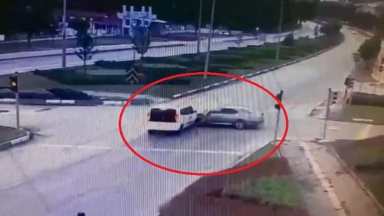 Amasya'da 2’si çocuk 5 kişinin yaralandığı kaza anı