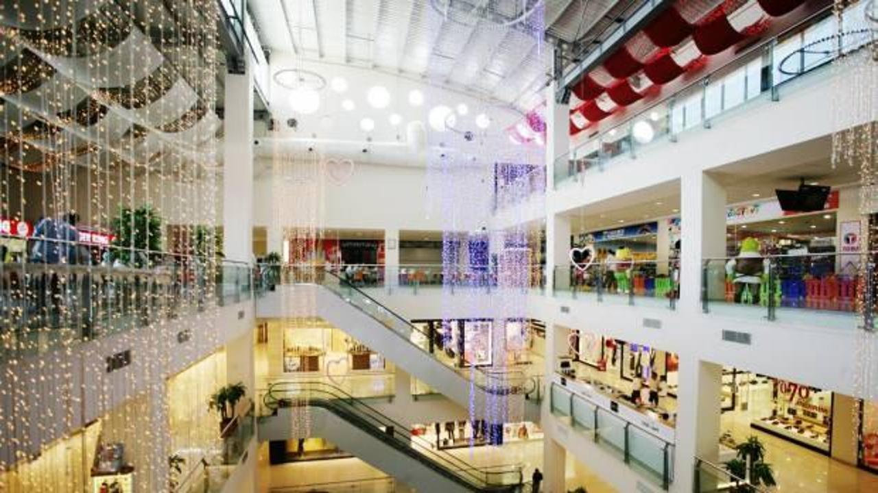 Bayramda AVM'ye gidenler kabusu yaşadı: Yok b&ouml;yle olay!