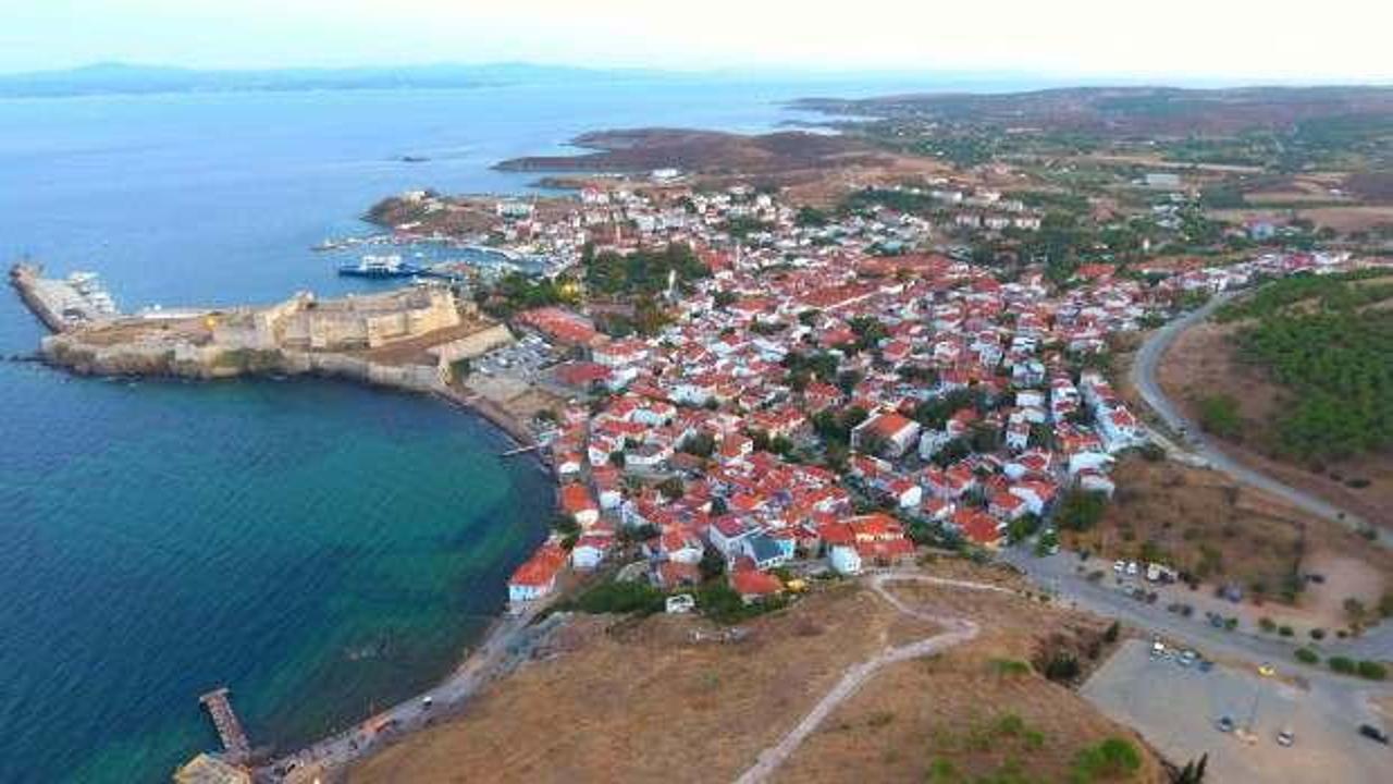 Bozcaada'ya bayramda bazı araçların geçişi yasaklandı