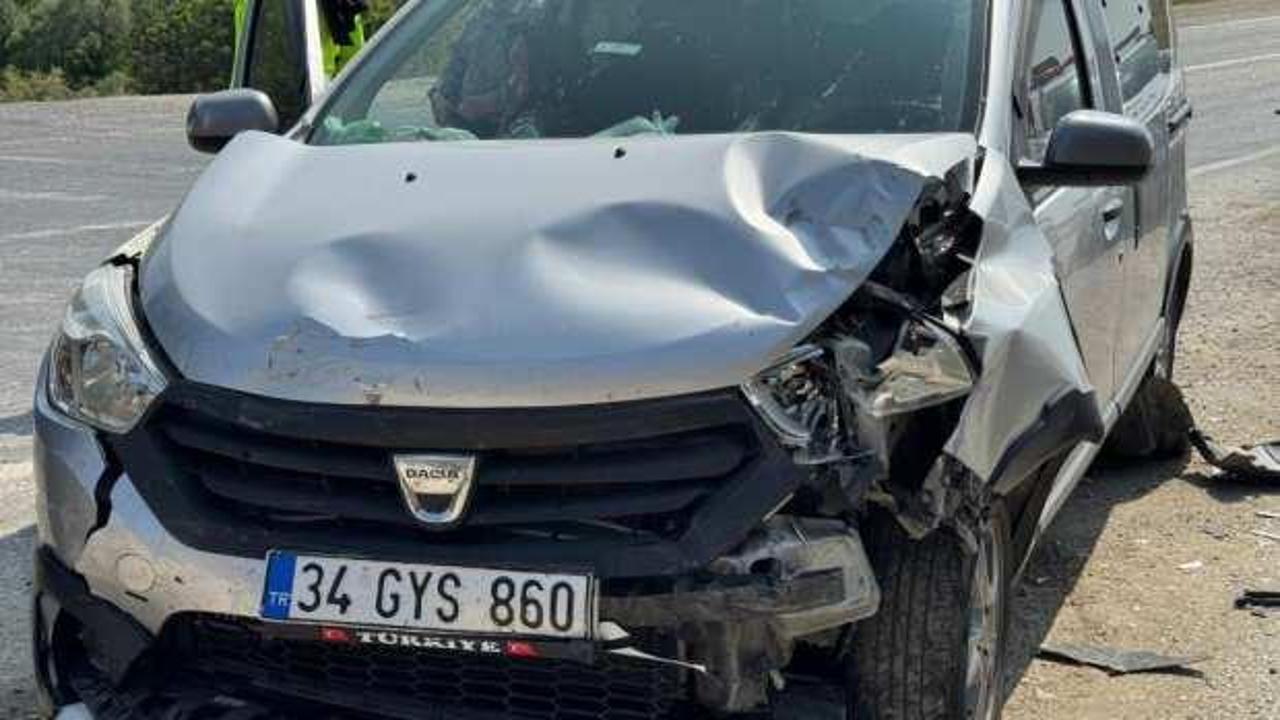 Kastamonu’da iki hafif ticari araç çarpıştı: 1 yaralı