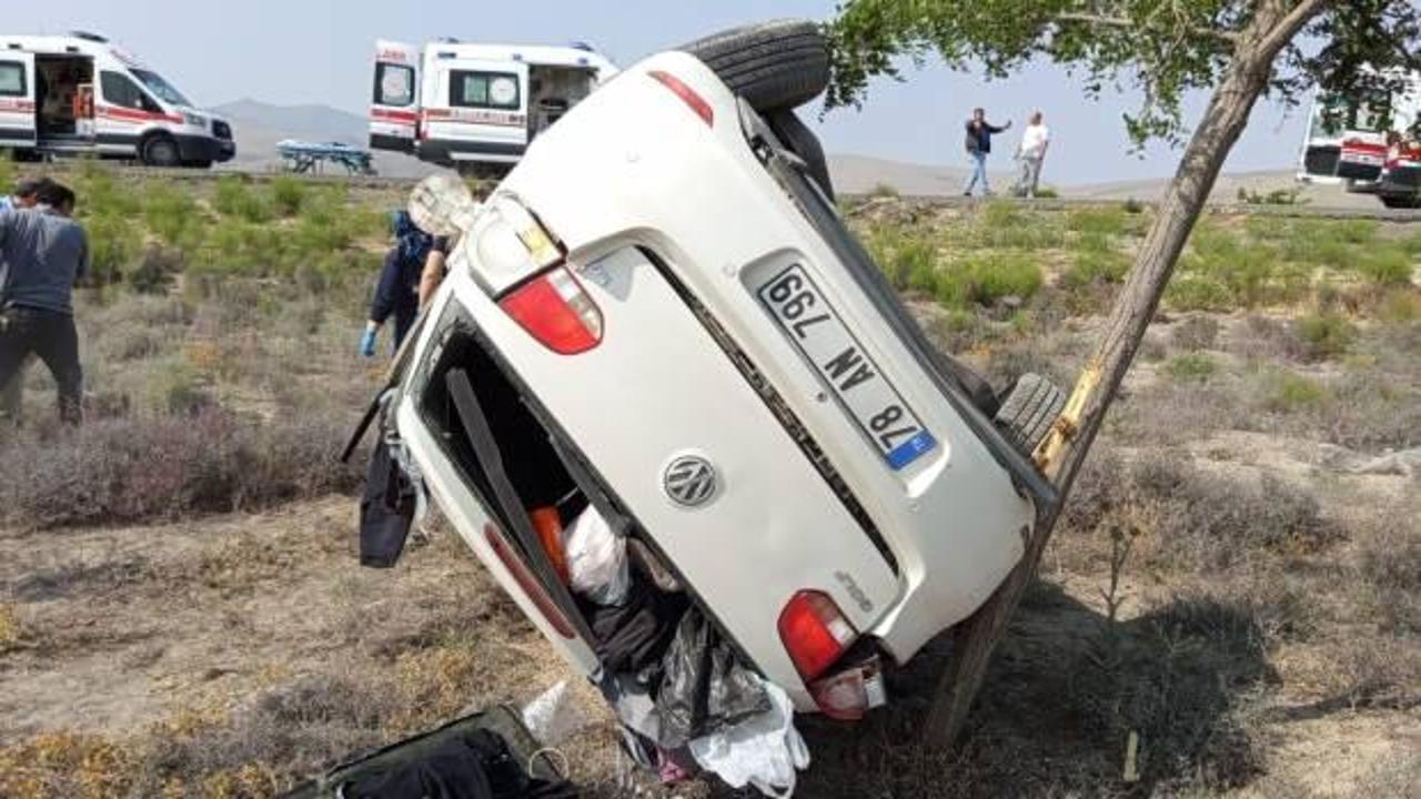 Konya’da otomobil şarampole devrildi: 4 yaralı