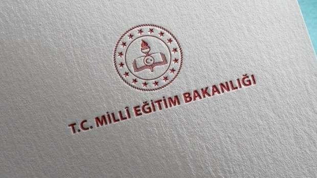 Lisede skandal afiş! MEB soruşturma başlattı