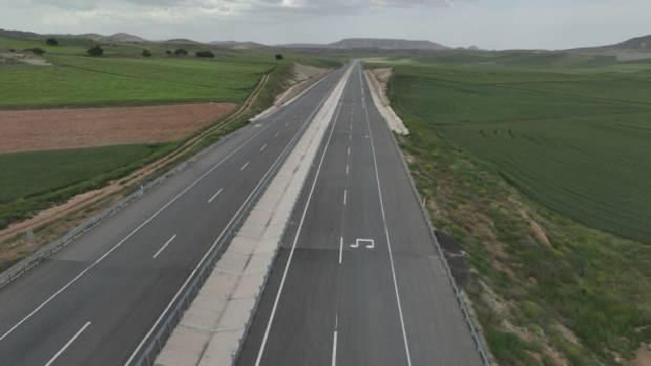 Melodili yollarda Türk Marşı'ndan sonra sıra Mehter Marşı'nda