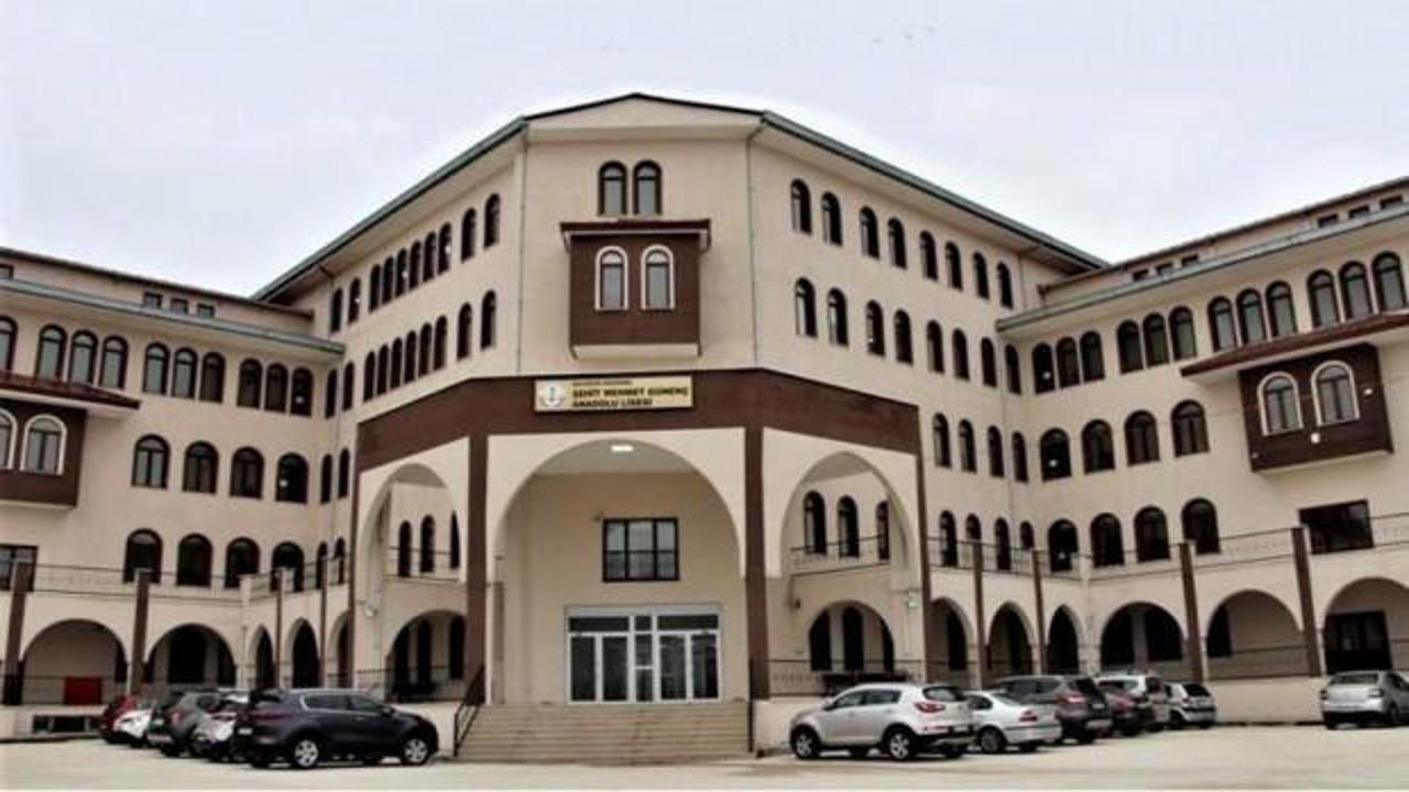 Okulda su çiçeği alarmı: Eğitime ara verildi