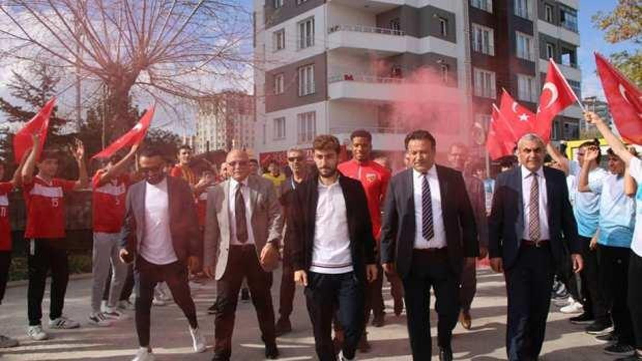Süper Lig'in yıldızı tuttuğu takımı açıkladı! 'Geri döneceğim'