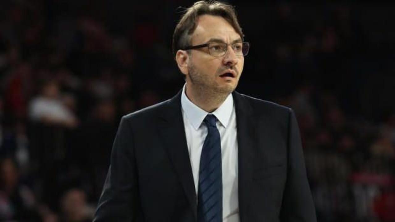 Aliağa Petkimspor’un başantrenörü Özhan Çıvgın oldu