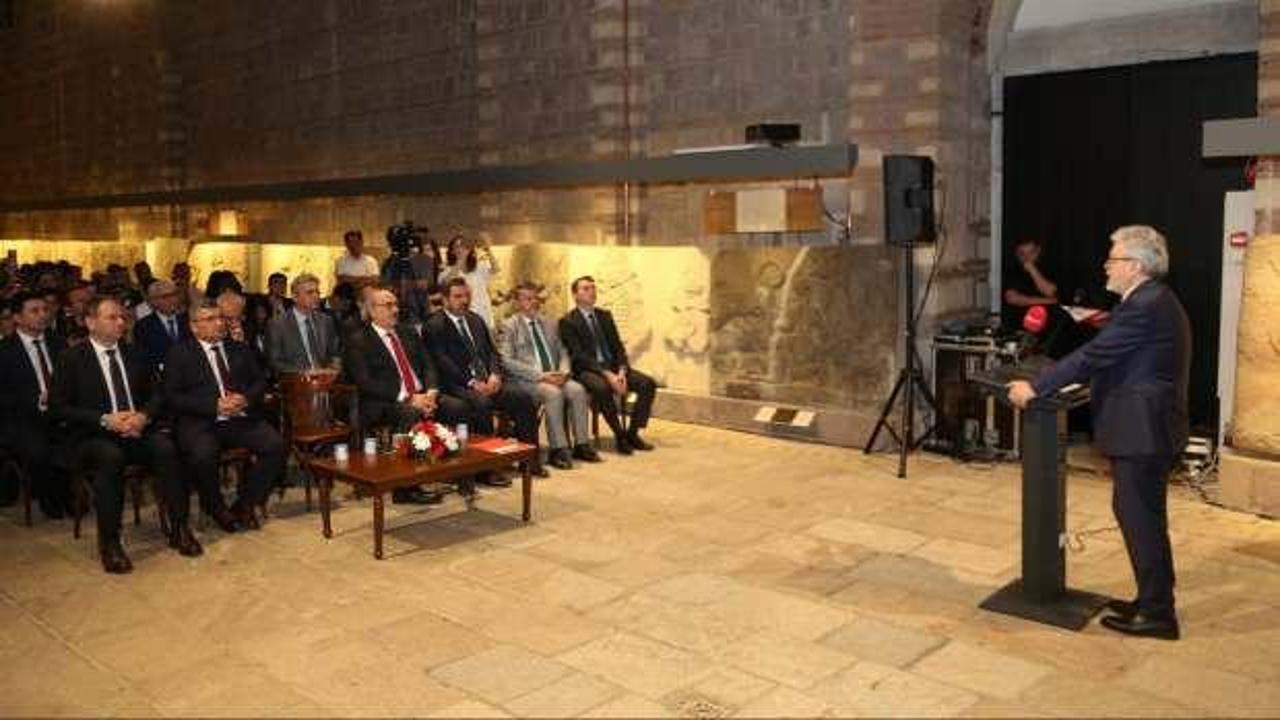 Başkentte "Oku-Yorum Yazı-Yorum" Projesi Türkiye Paneli düzenlendi