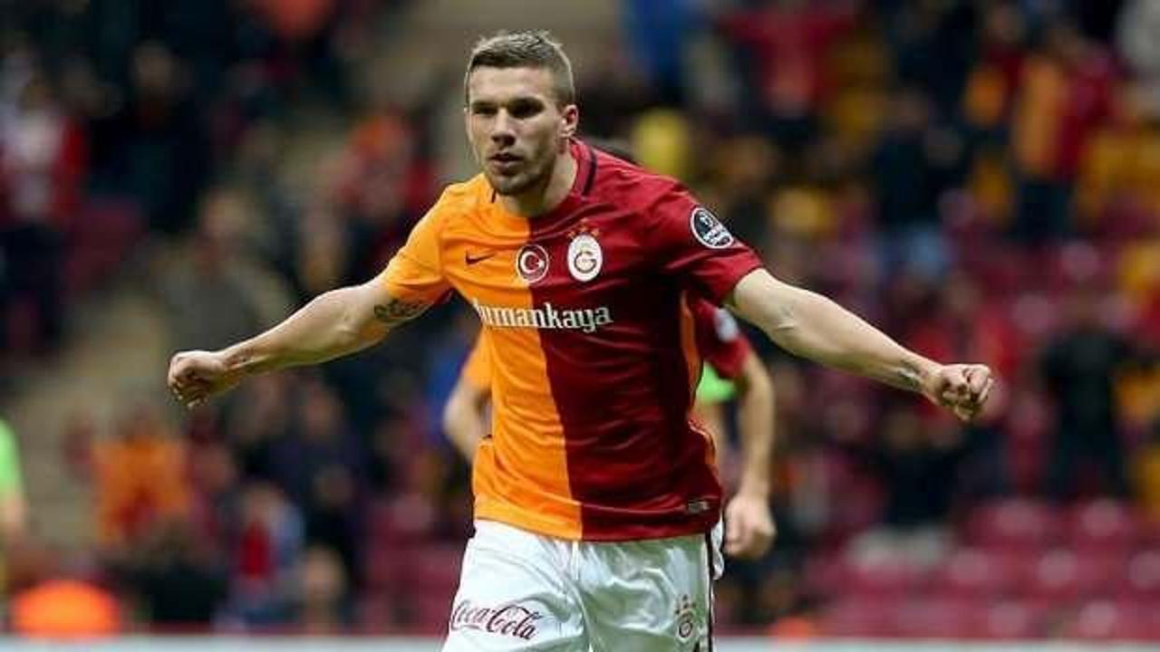 Haberler sonrası Podolski'den Sane ve Galatasaray paylaşımı