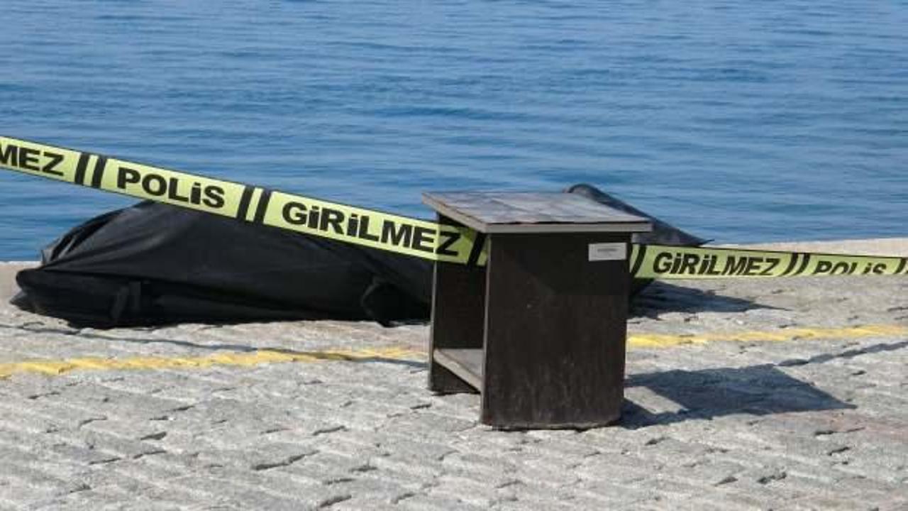 Yer: Antalya! Manzara izleyen vatandaşlar, denizde ceset buldu