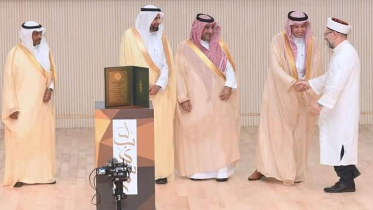 Suudi Arabistan'dan Diyanet'e &ouml;d&uuml;l! Yine birinci oldu