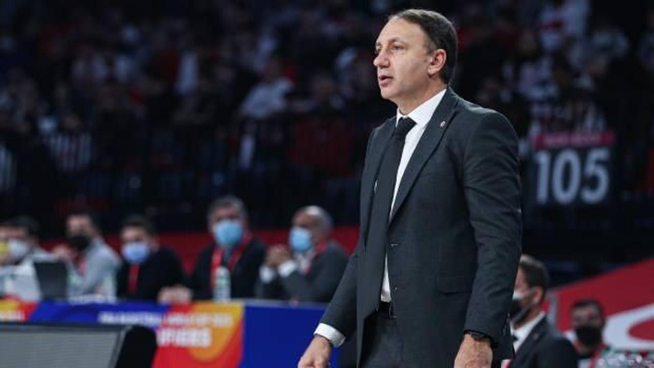 TOFAŞ, başantrenör Orhun Ene ile yollarını ayırdı