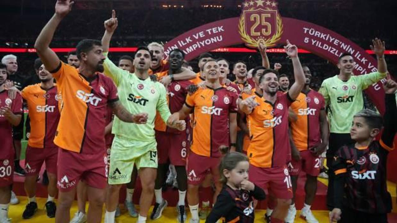 2 bin 250 TL'ye satılacak: Darphane'den Galatasaray'a 'hatıra parası'