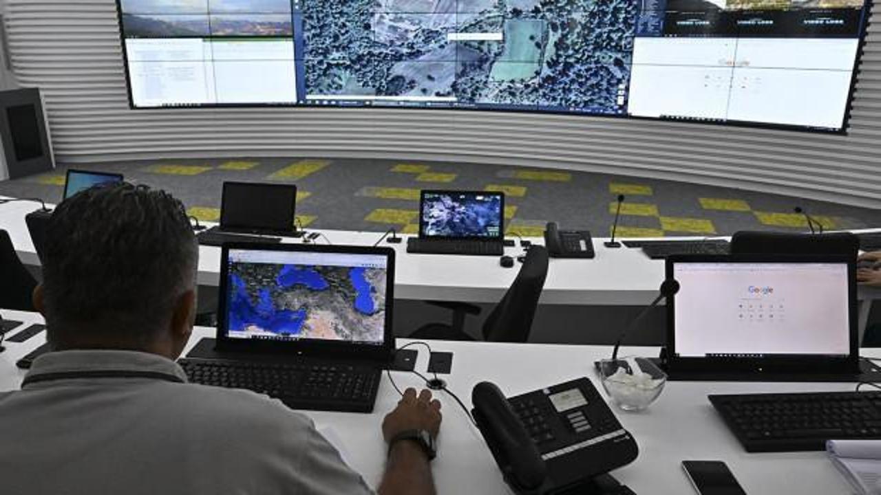 27 u&ccedil;ak, 105 helikopter ve 14 İHA ile s&uuml;rekli izleniyor