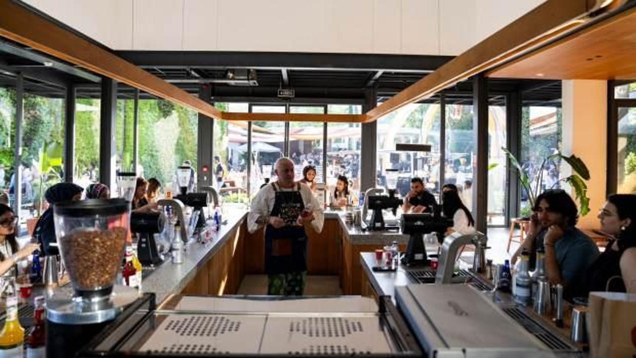 Glass Beams Espressolab Roastery’de sahne aldı