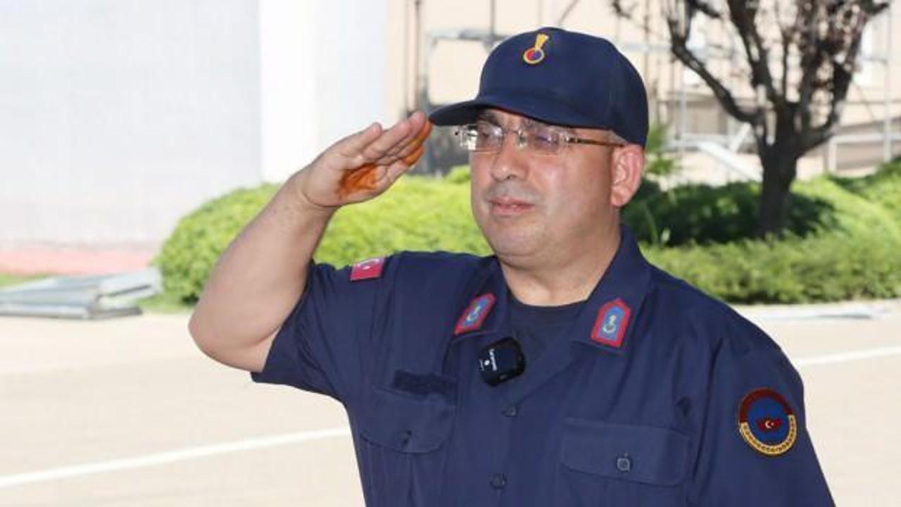 32 yıllık hayali gerçekleşti, bir günlüğüne asker oldu