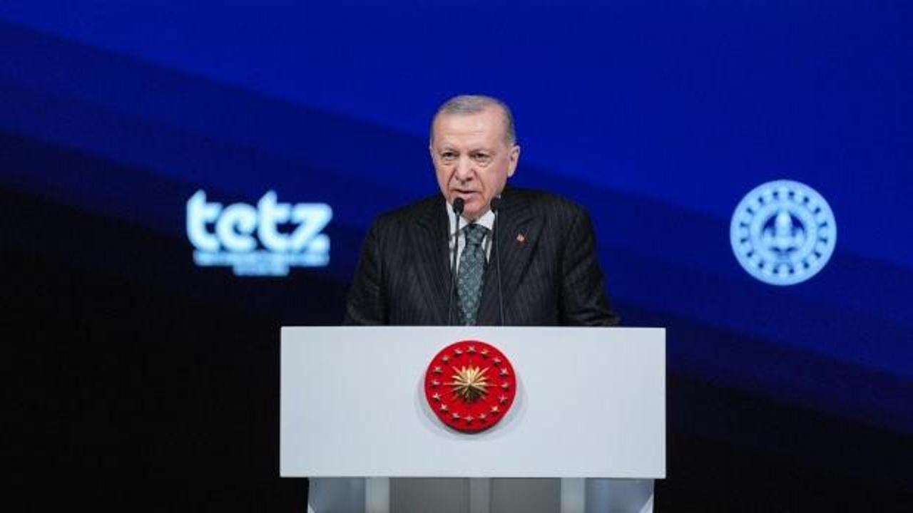 Cumhurbaşkanı Erdoğan: Kamu &ccedil;alışanlarının refahı i&ccedil;in yol haritası &ccedil;izeceğiz