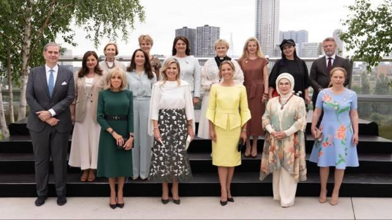 Emine Erdoğan, lider eşleriyle bir araya geldi