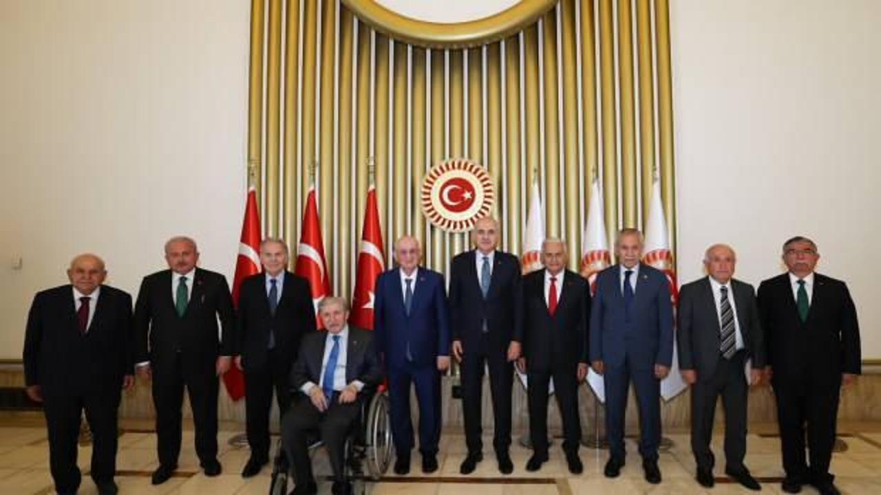 TBMM Başkanı Kurtulmuş, eski TBMM başkanlarıyla buluştu