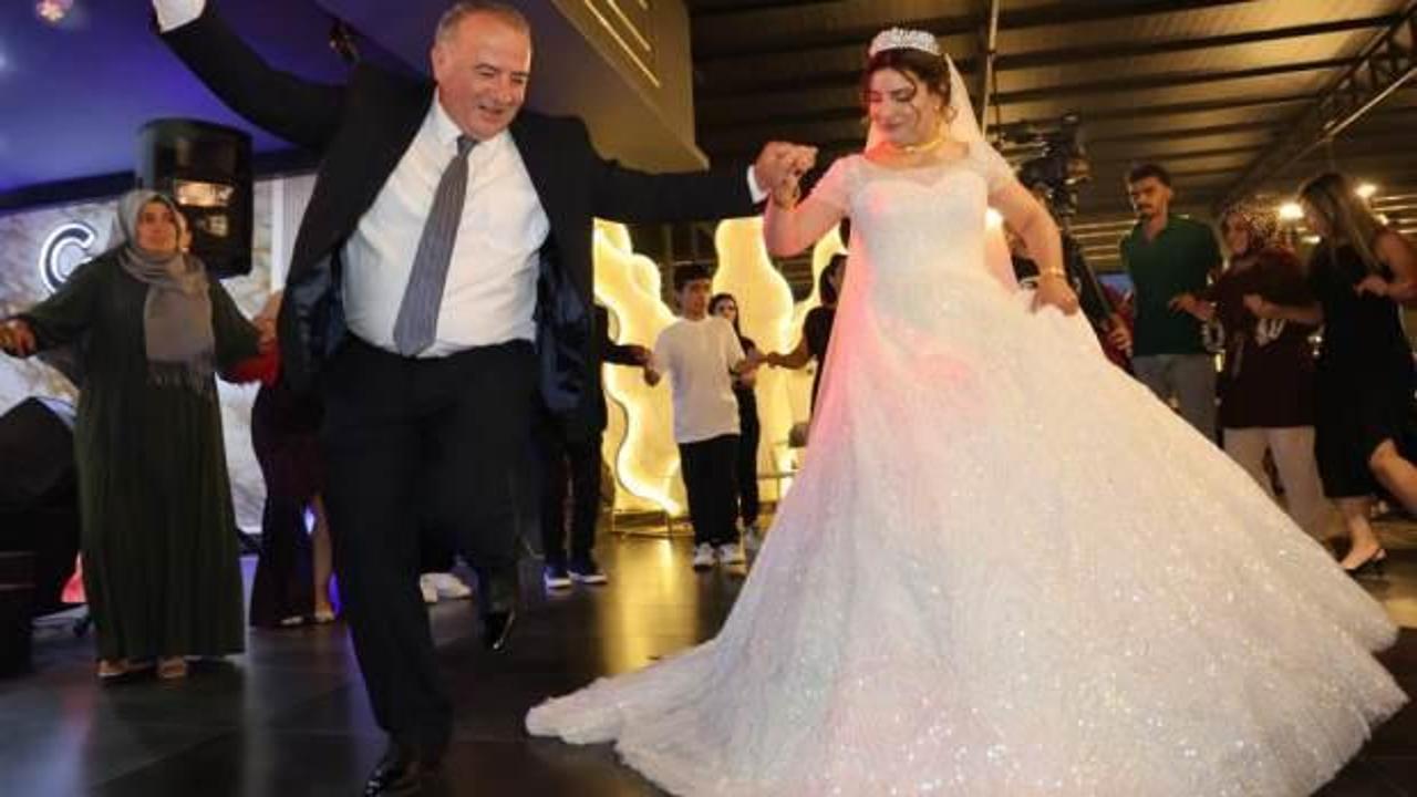 34 yıl sonra karşılaştılar, g&ouml;r&uuml;şme d&uuml;ğ&uuml;nle sonu&ccedil;landı