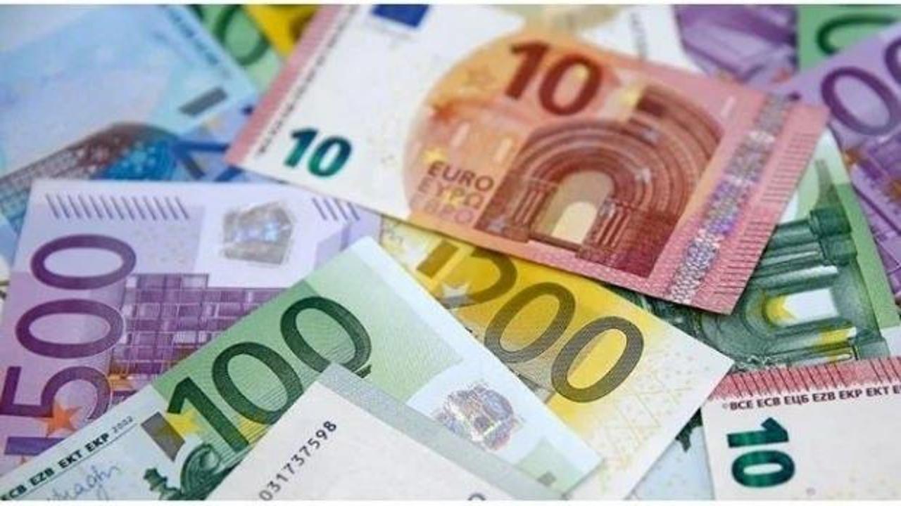 Dolar ve Euro kaç TL oldu?