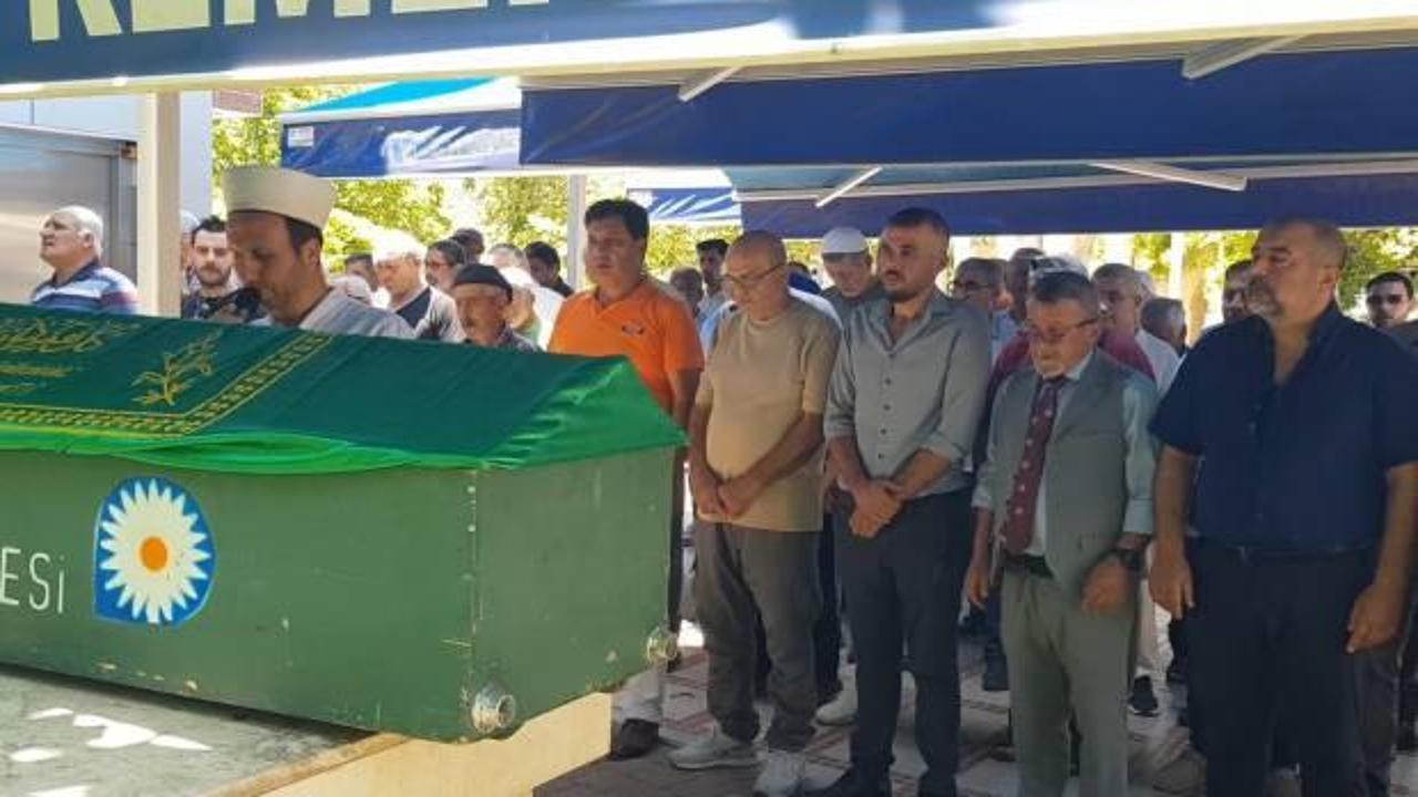 Eşine, 'Bu çocuk bizi öldürecek' dedi, bir saat sonra ölü bulundu 