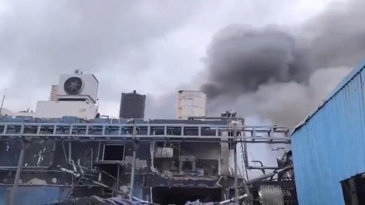 Hindistan’da kimya fabrikası patladı:10 ölü!