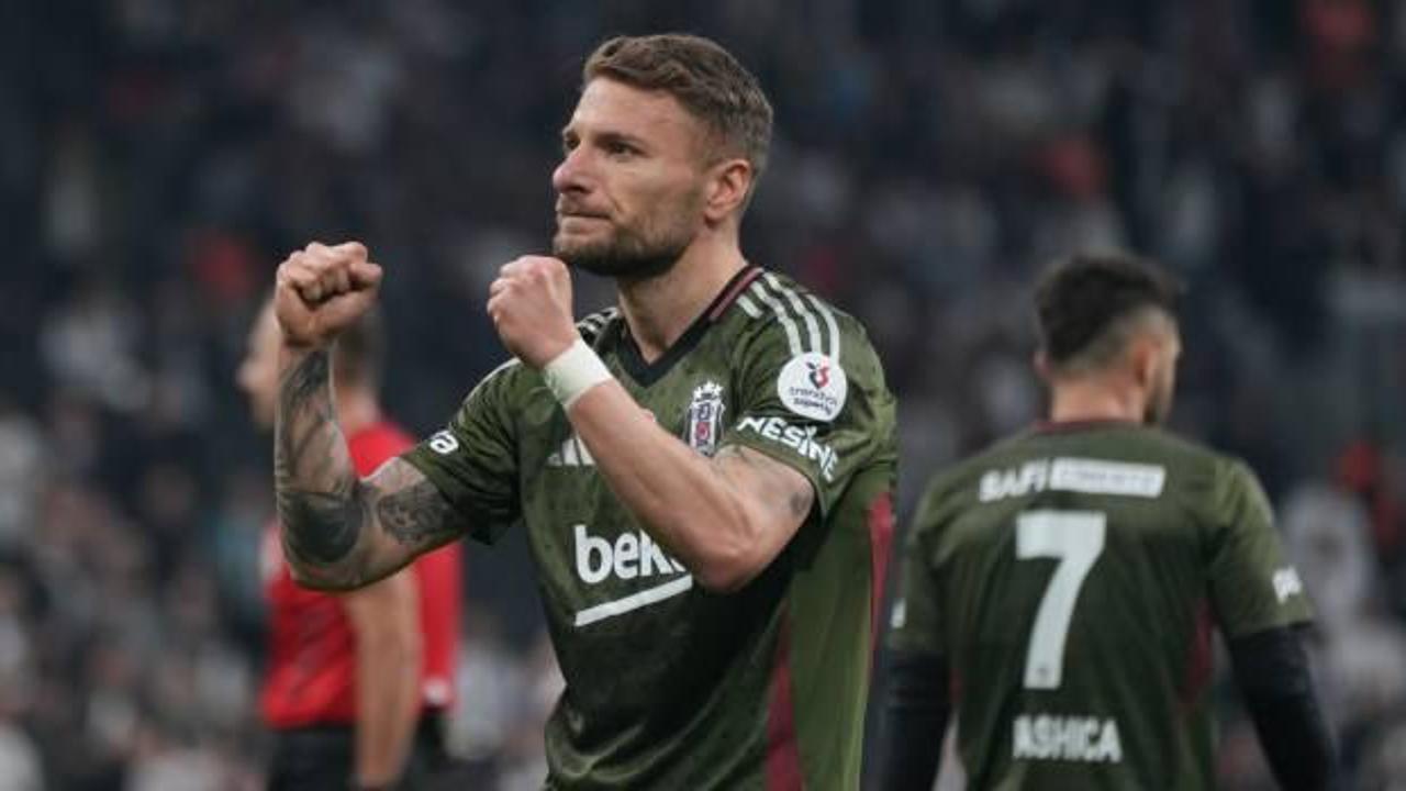 Beşiktaş'ta 'Immobile' bilmecesi &ccedil;&ouml;z&uuml;ld&uuml;: Bu akşam gidiyor