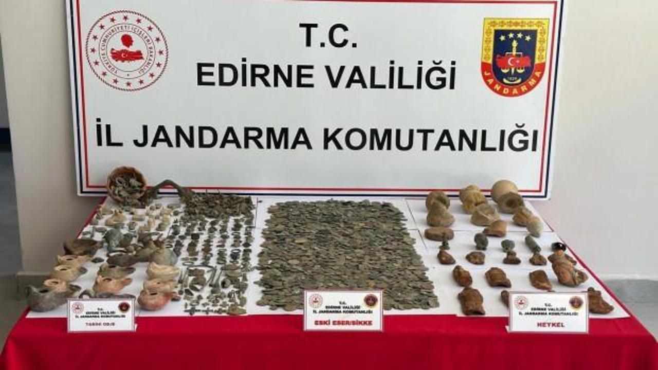 Edirne'de 4 bin 564 parça tarihi eser ele geçirildi