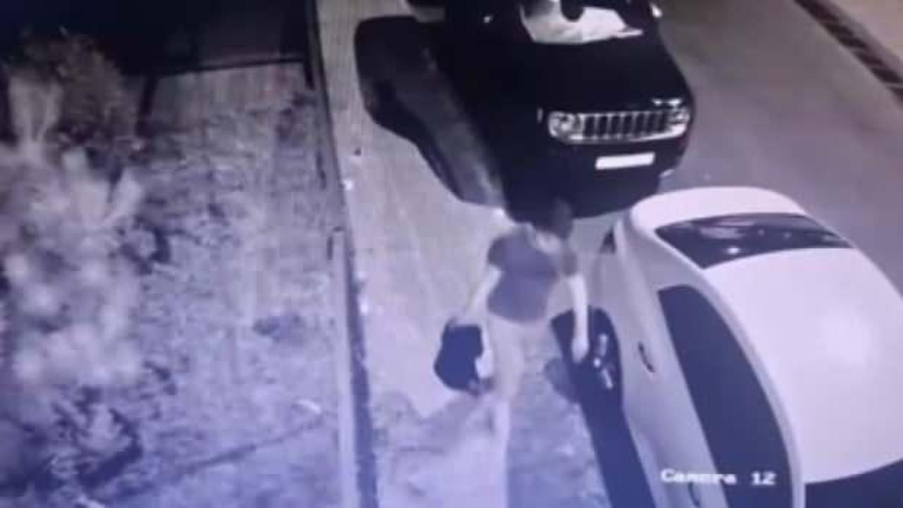  Ey&uuml;psultan'da baba &ouml;ld&uuml;r&uuml;ld&uuml;! Anne ve iki oğlu g&ouml;zaltına alındı 