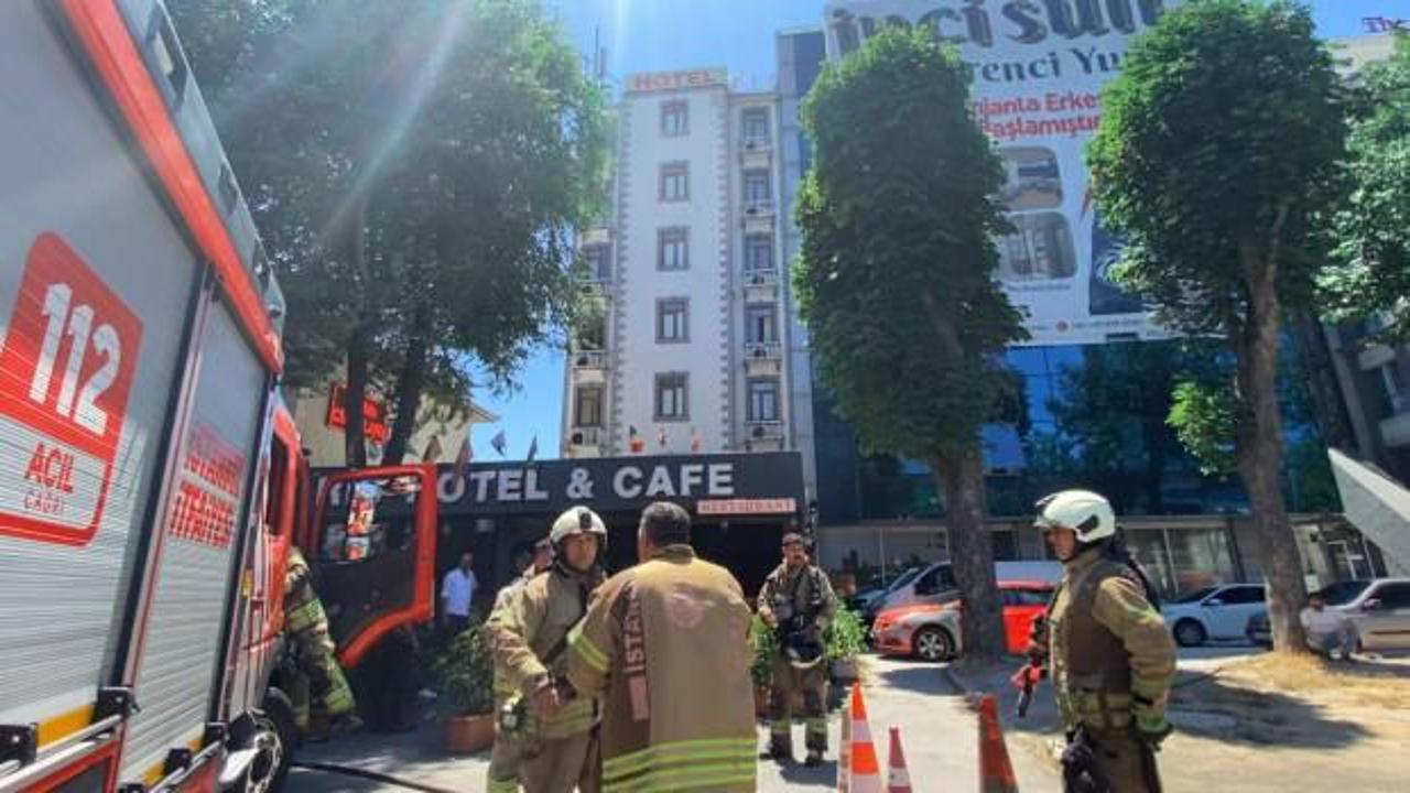Fatih'teki otelde yangın paniği! Bir anda dumanlar yükseldi, çok sayıda ekip sevk edildi