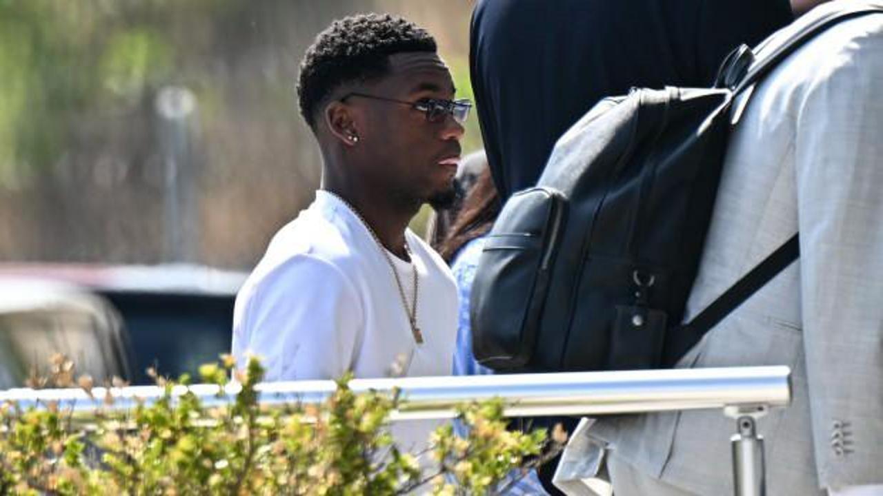 Fenerbah&ccedil;e'nin yeni transferi İstanbul'a geldi