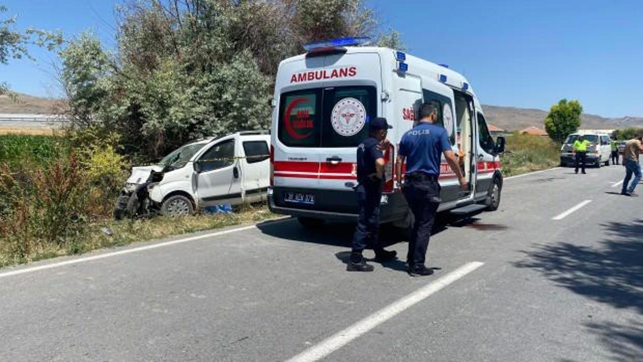 Kayseri'de feci kaza: Ölü ve yaralılar var