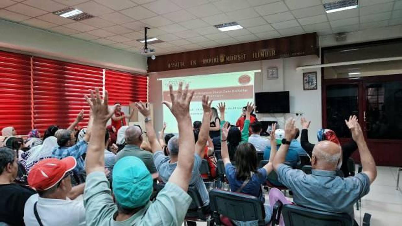 Gaziantep Büyükşehir'den işitme engelli bireylere yangın söndürme eğitimi