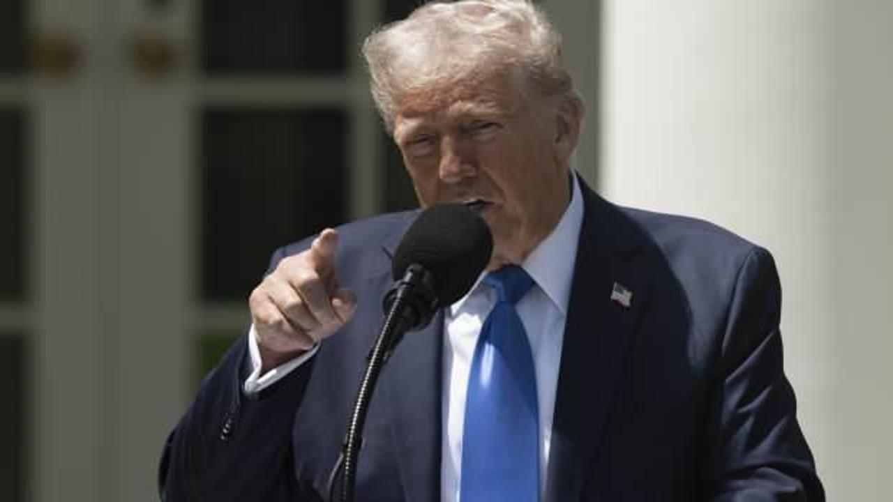 Son dakika... Trump'tan flaş açıklama! Yarın Putin ve Zelenski ile görüşecek!