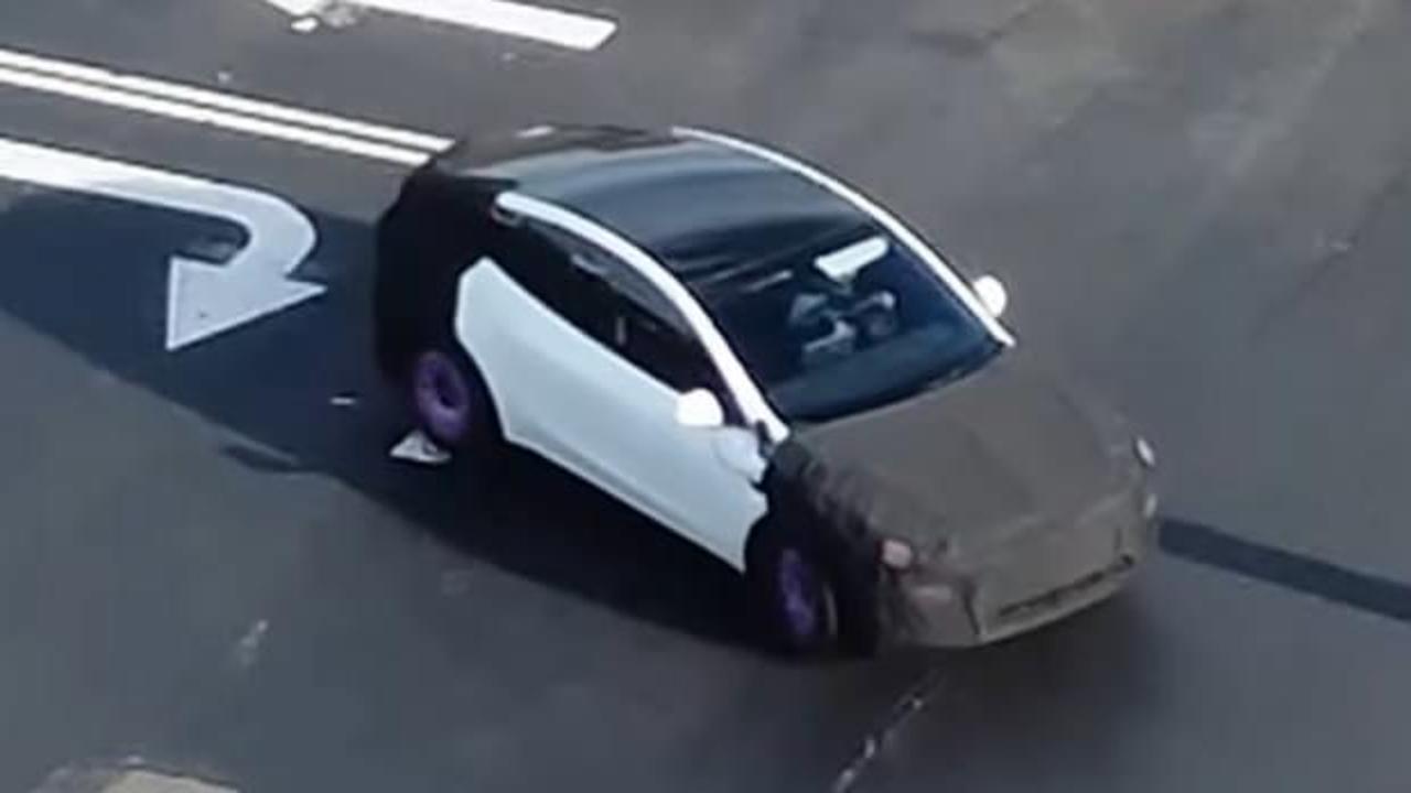 Tesla'nın uygun fiyatlı yeni modeli test sürüşünde görüntülendi!
