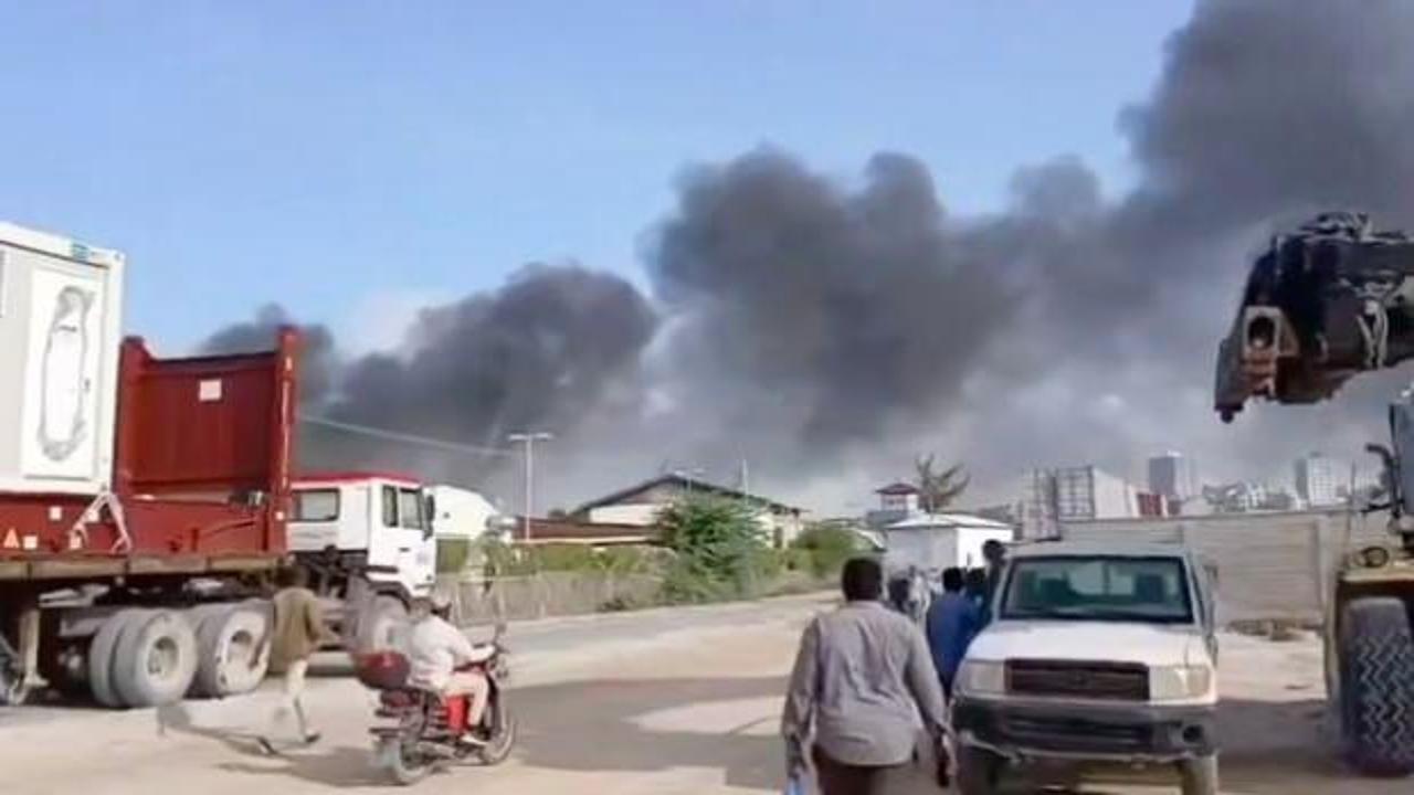 Uganda'ya ait helikopter Somali'de düştü