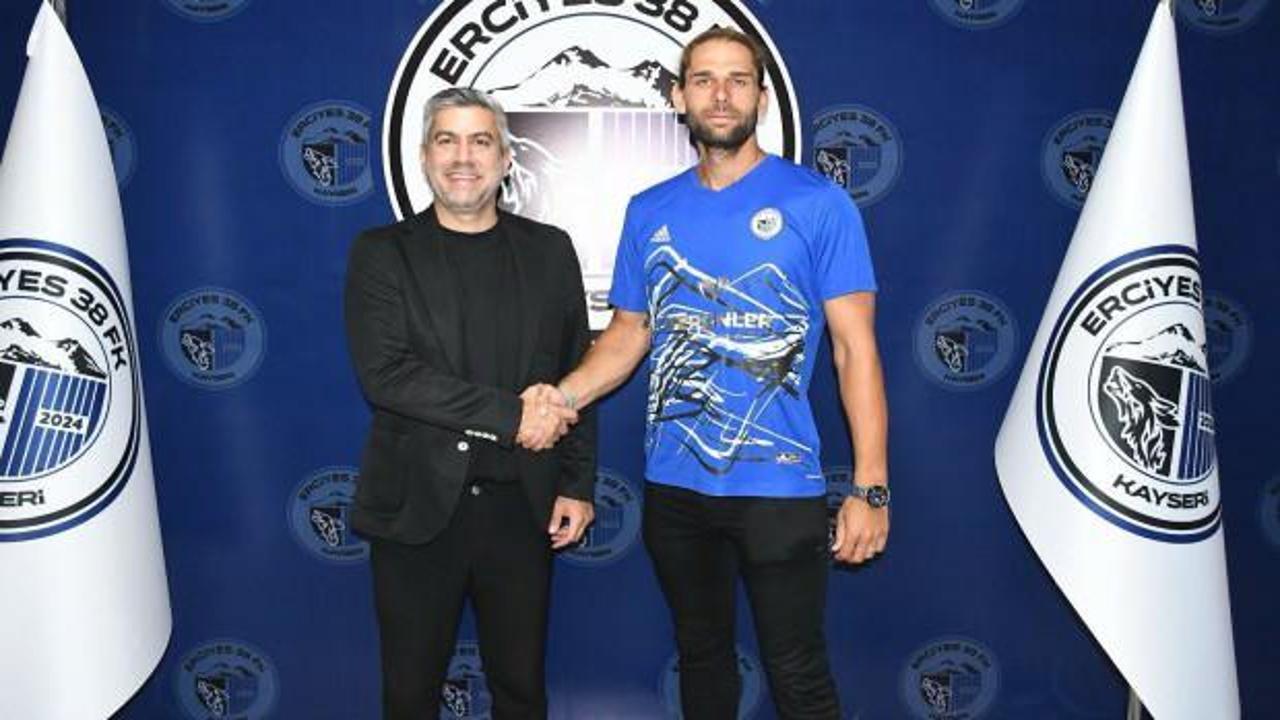 2 yıl Süper Lig'de oynamıştı: Şimdi 3. Lig ekibinin kalesini koruyor