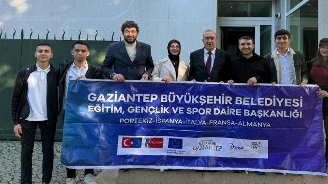 Gaziantep Büyükşehir, gençlere Avrupa gezisinin kapısını açıyor