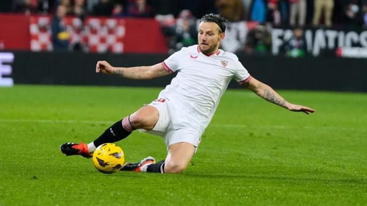 Hırvat orta saha Ivan Rakitic, 37 yaşında futbolu bıraktı