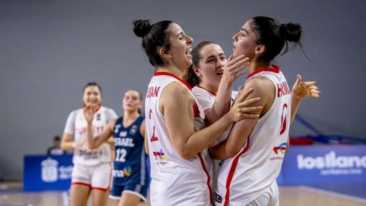 Kız Milli Basketbol Takımı, Avrupa Şampiyonası'nı üçüncü tamamladı