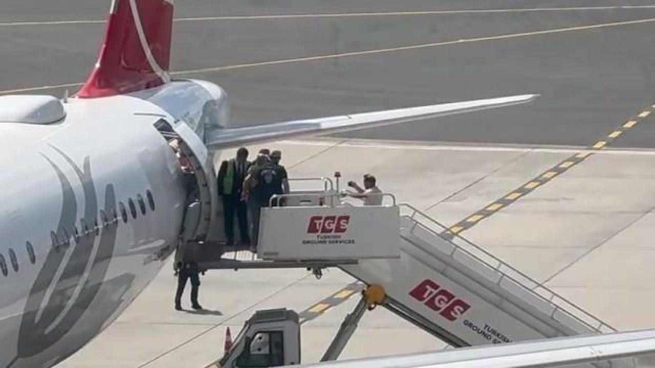 Leman Dergisi yazı işleri m&uuml;d&uuml;r&uuml; havalimanında g&ouml;zaltına alındı