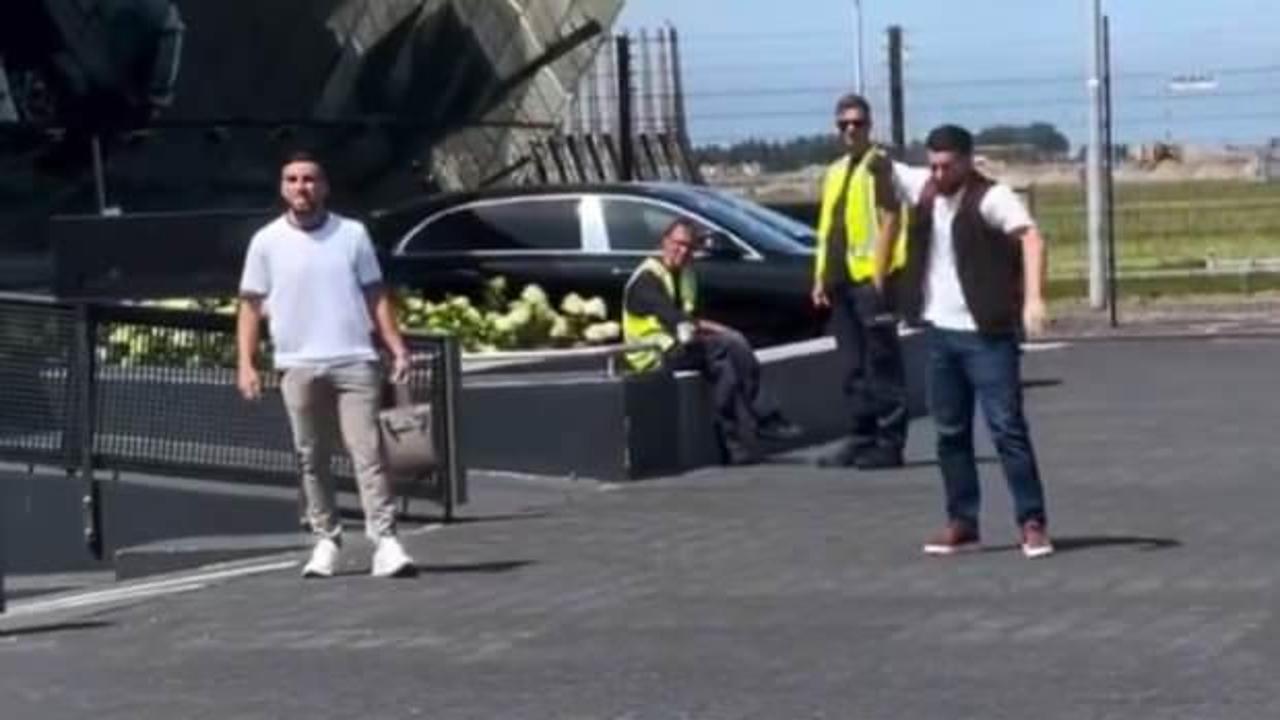 Orkun K&ouml;k&ccedil;&uuml; daha u&ccedil;ağa binmeden ilk &uuml;&ccedil;l&uuml;y&uuml; &ccedil;ektirdi: Hollanda'dan ayrıldı