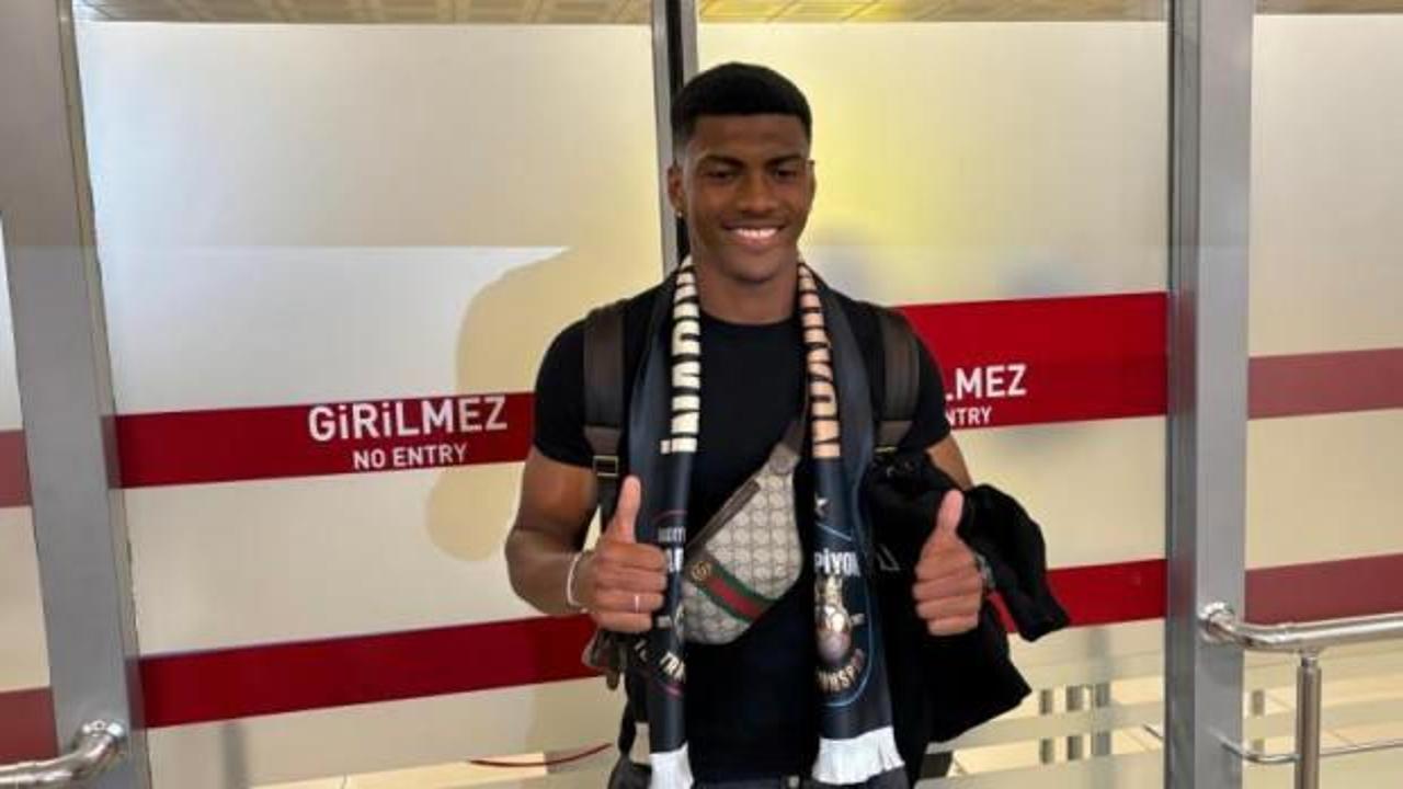 Trabzonspor'un 3. transferi şehre geldi! Fatih Tekke'ye &ouml;vg&uuml;